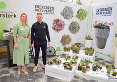 Chantal van der Muren of Evergreen Rocky Plants, together with Tim van der Mout of the Sales management department at Royal FloraHolland, who recently lent a hand in sales